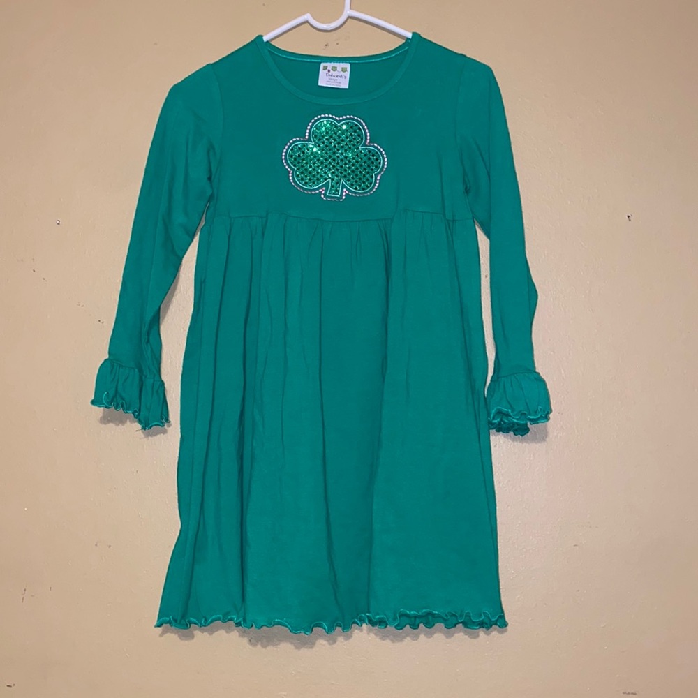 NWOT Girls 10-12 Dress Green Shiny 4 Leaf Clover Long Sleeve 25" St Patrick's Da